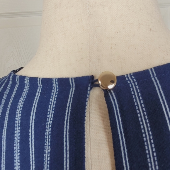 New Directions women's XL Extra Large Blue Striped Front Tie Long Flared Sleeves - Picture 11 of 12